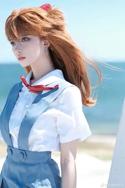 半山长河海报